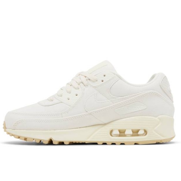 Nike WMNS Air Max 90 SE
Sail/Cashmere/Team Gold/ Sail
Women's Shoes
FD0867-133 - Picture 4 of 16